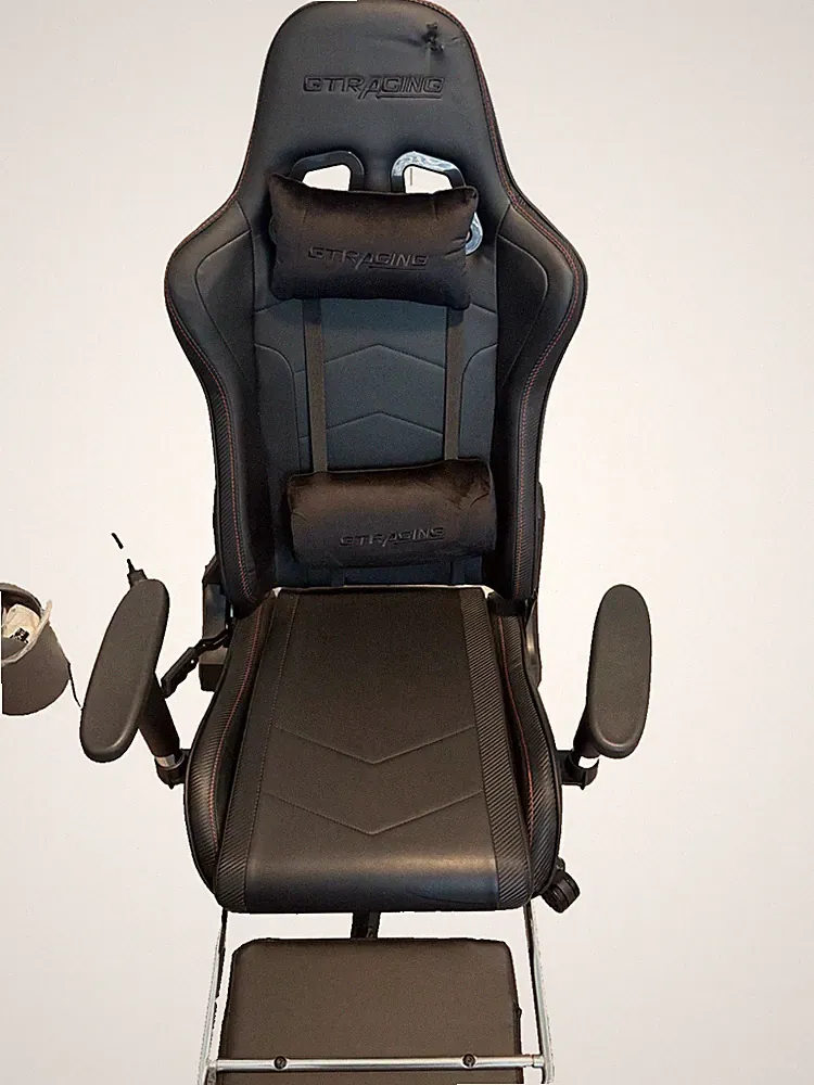 VideoGaming Chair w/Bluetooth Speakers GT890MF --- LOCAL PICK UP ONLY 77583